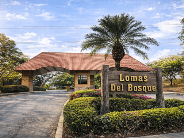 Terreno en Venta - Urb. Lomas Del Bosque